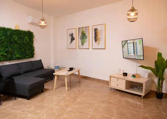 Apartmán Estea - Hera's Retreat - 50m To The Mall