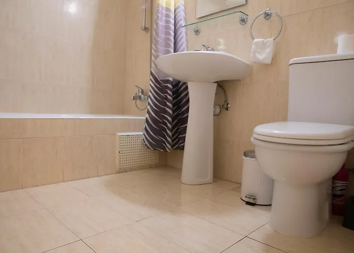 Estea - Hera's Retreat - 50m To The Mall * Paphos