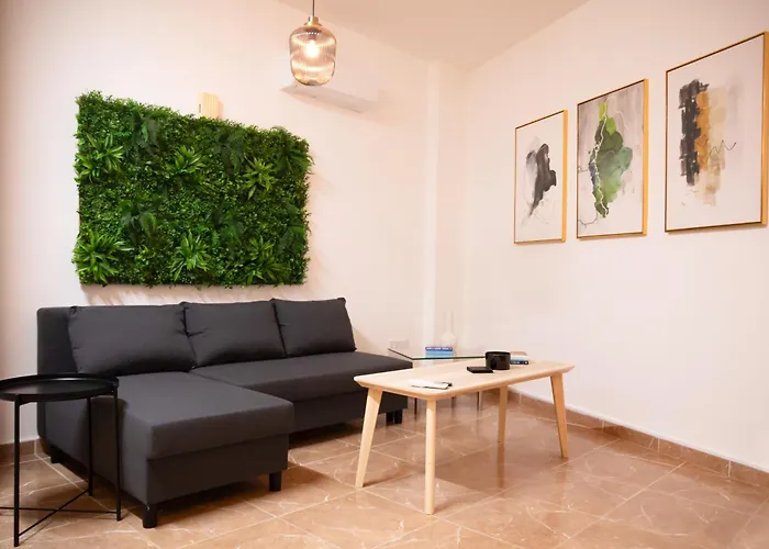 Estea - Hera's Retreat - 50m To The Mall Apartmán