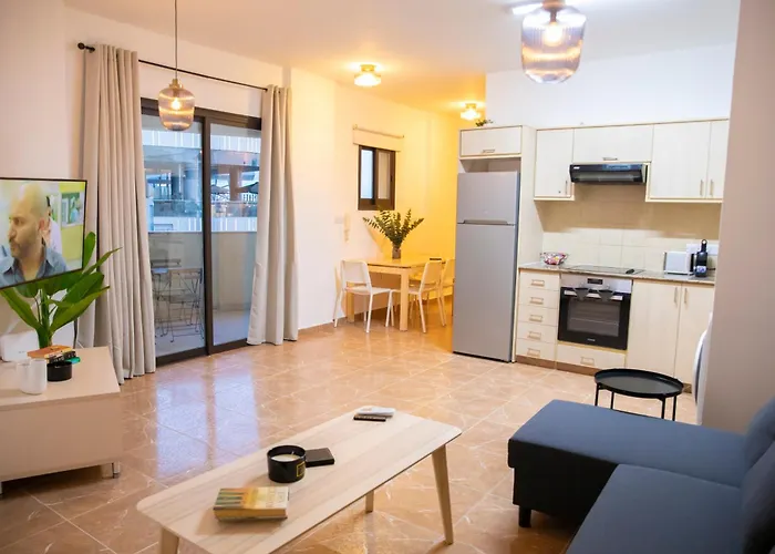 Apartmán Estea - Hera's Retreat - 50m To The Mall