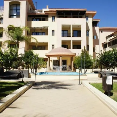 Estea - Hera's Retreat - 50m To The Mall * Paphos