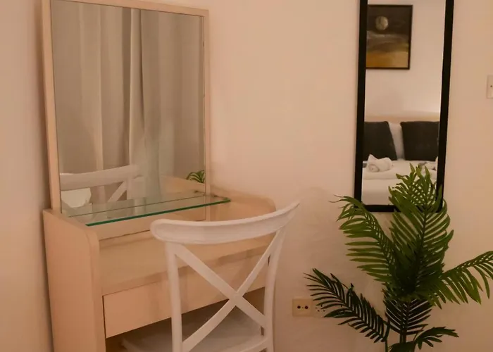 Estea - Hera's Retreat - 50m To The Mall 아파트