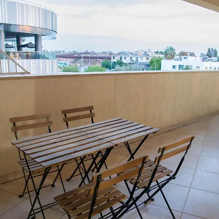 Estea - Hera's Retreat - 50m To The Mall *